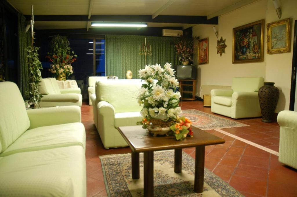 Hotel Flowers Montecatini-Terme Esterno foto